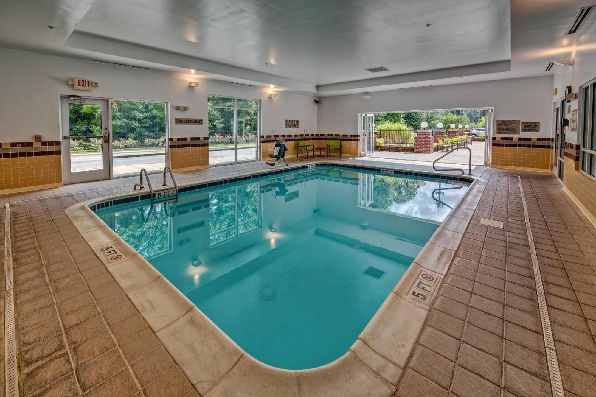 Springhill Suites By Marriott New Bern Bagian luar foto